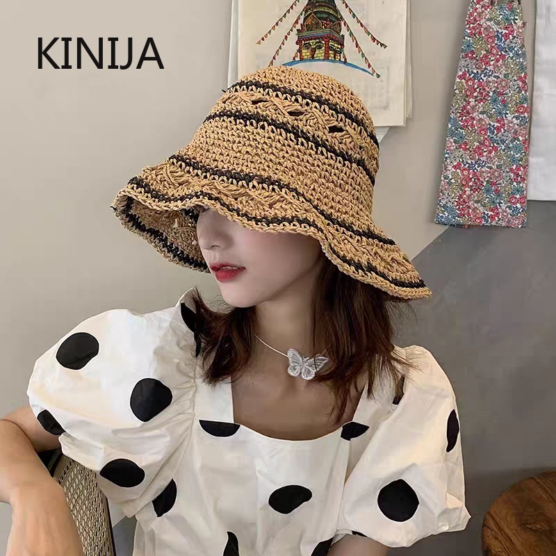 Bucket Hat Straw - 夏の帽子女性わら太陽の帽子折りたたみ太陽の帽子韓国スタイル日焼け止めビーチアクセサリーサンハットバケットハット女の子 밀짚모자